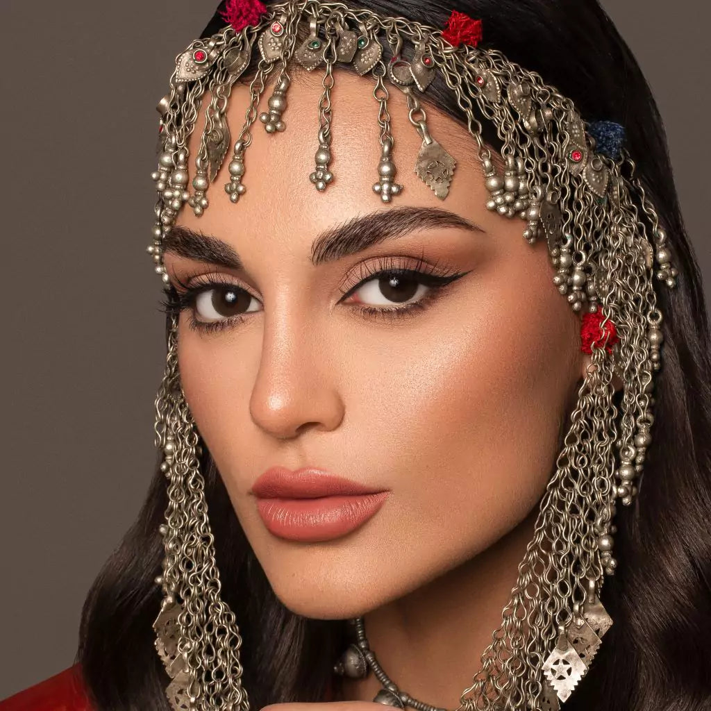 Best Brown Contact Lenses in the UK: The Complete Shade Guide