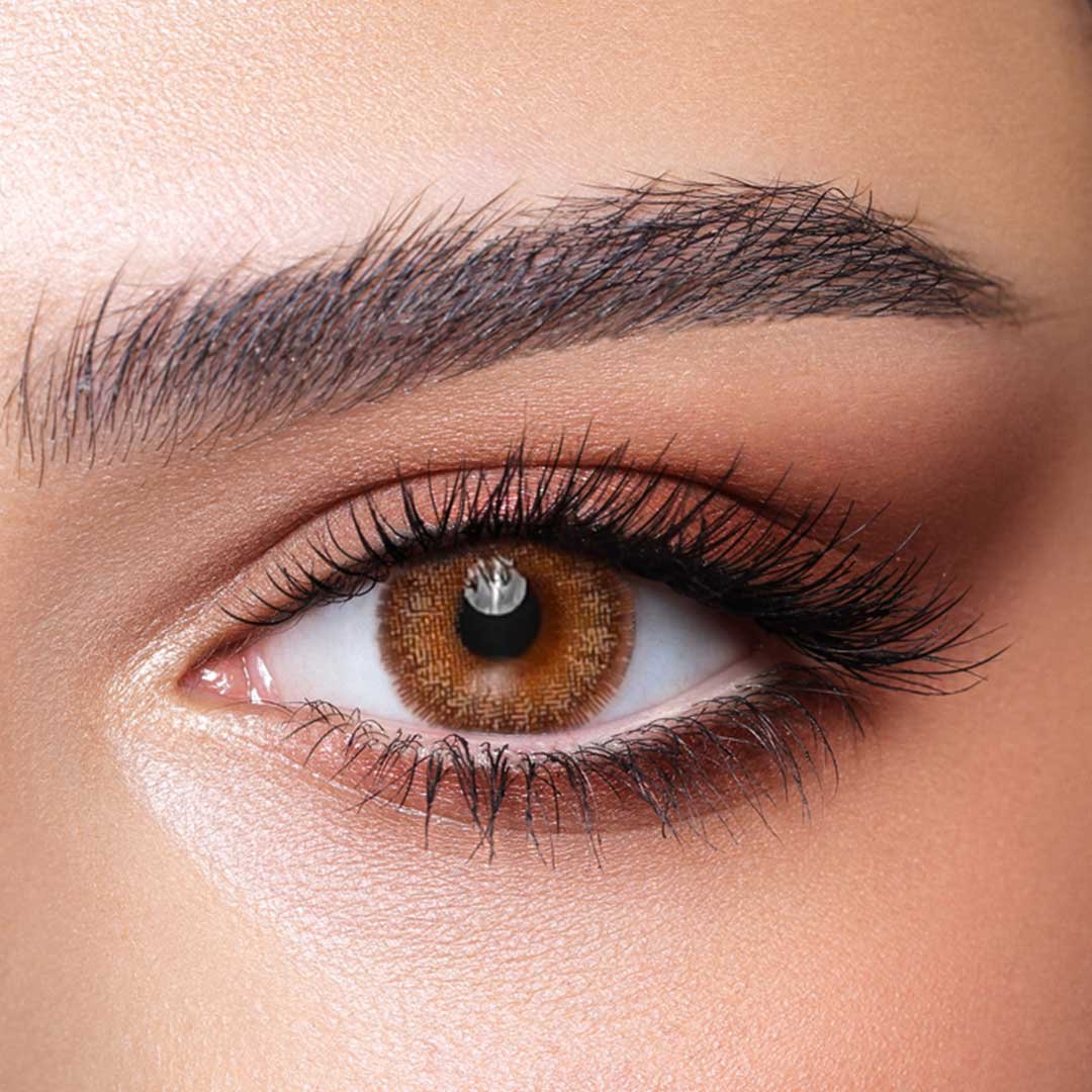 How to Choose Contact Lenses: A Complete UK Guide for Every Lifestyle and Eye Type