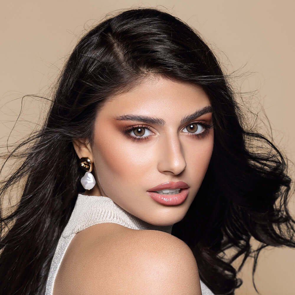 Blue Contacts On Brown Eyes: How To Make The Look Wearable
