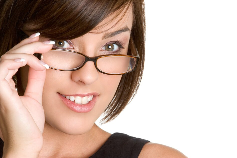 Are Contact Lenses an Option for Teens With Glasses?