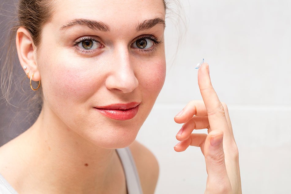 Can I Use Expired Contact Lenses? Here's What You Should Know