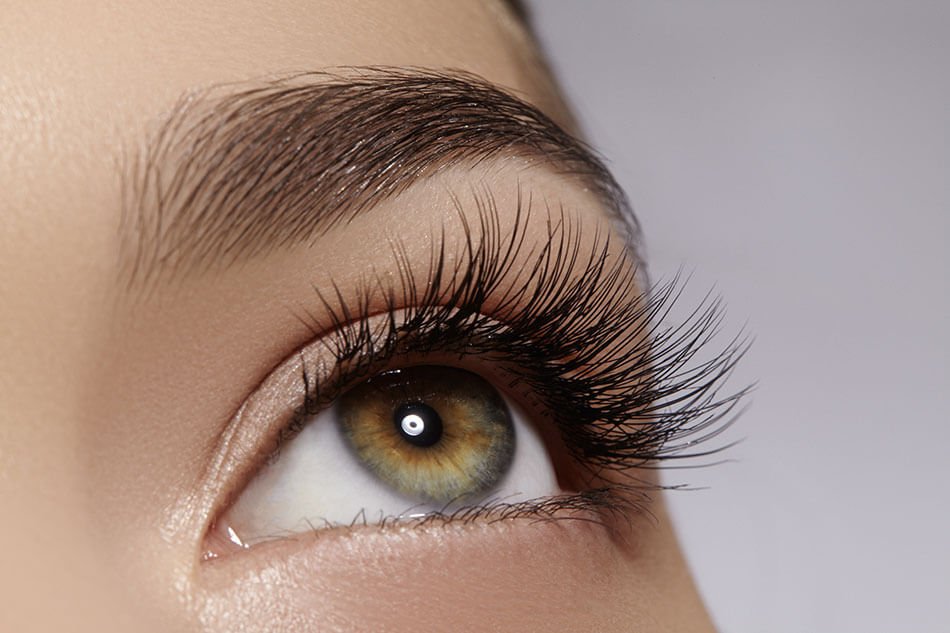 Contact Lens Stuck in Eye? 6 Fast Tips for Safe Removal