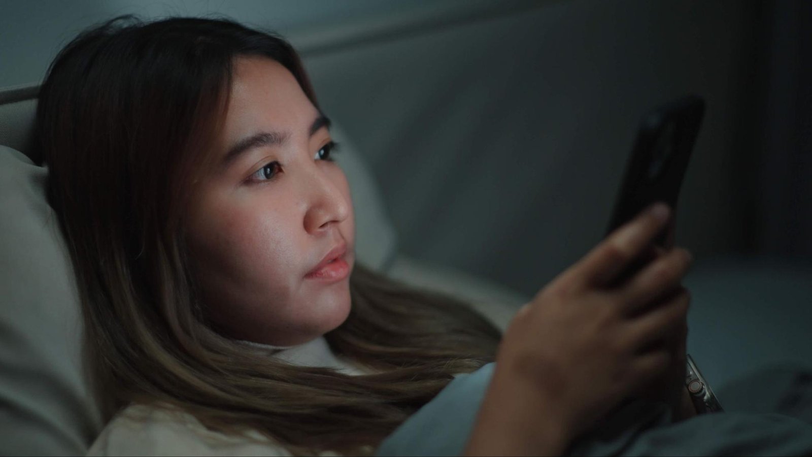 What Is Blue Light and How Does It Affect Our Eyes?