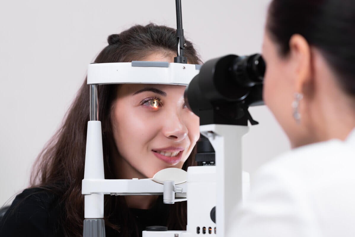 A Beginner's Guide to Contact Lens Exams and Fittings in Australia